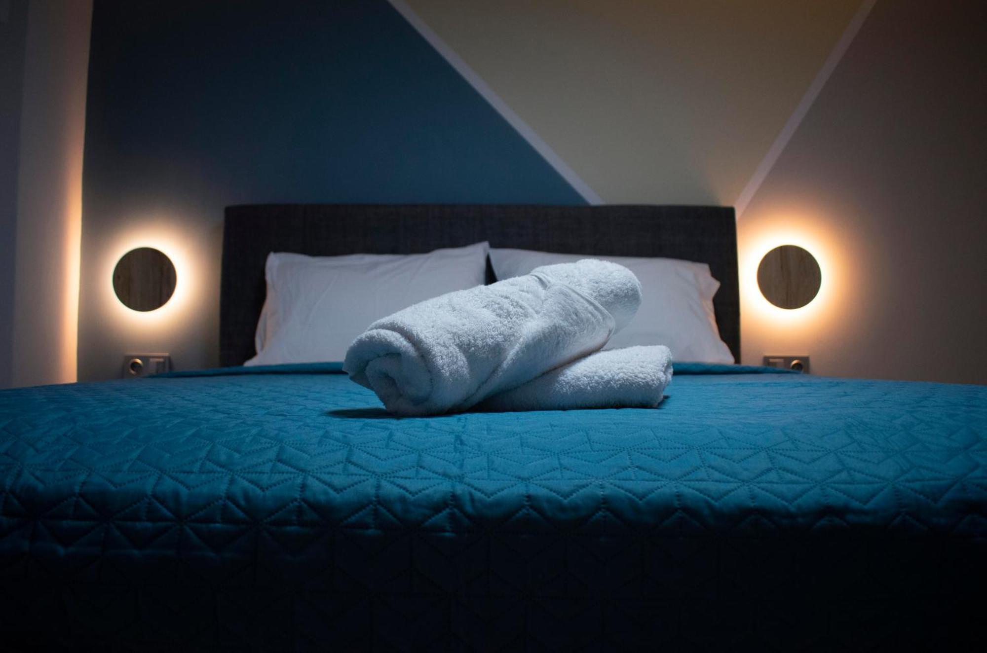 City Center Loft With Private Parking Kavála Ngoại thất bức ảnh