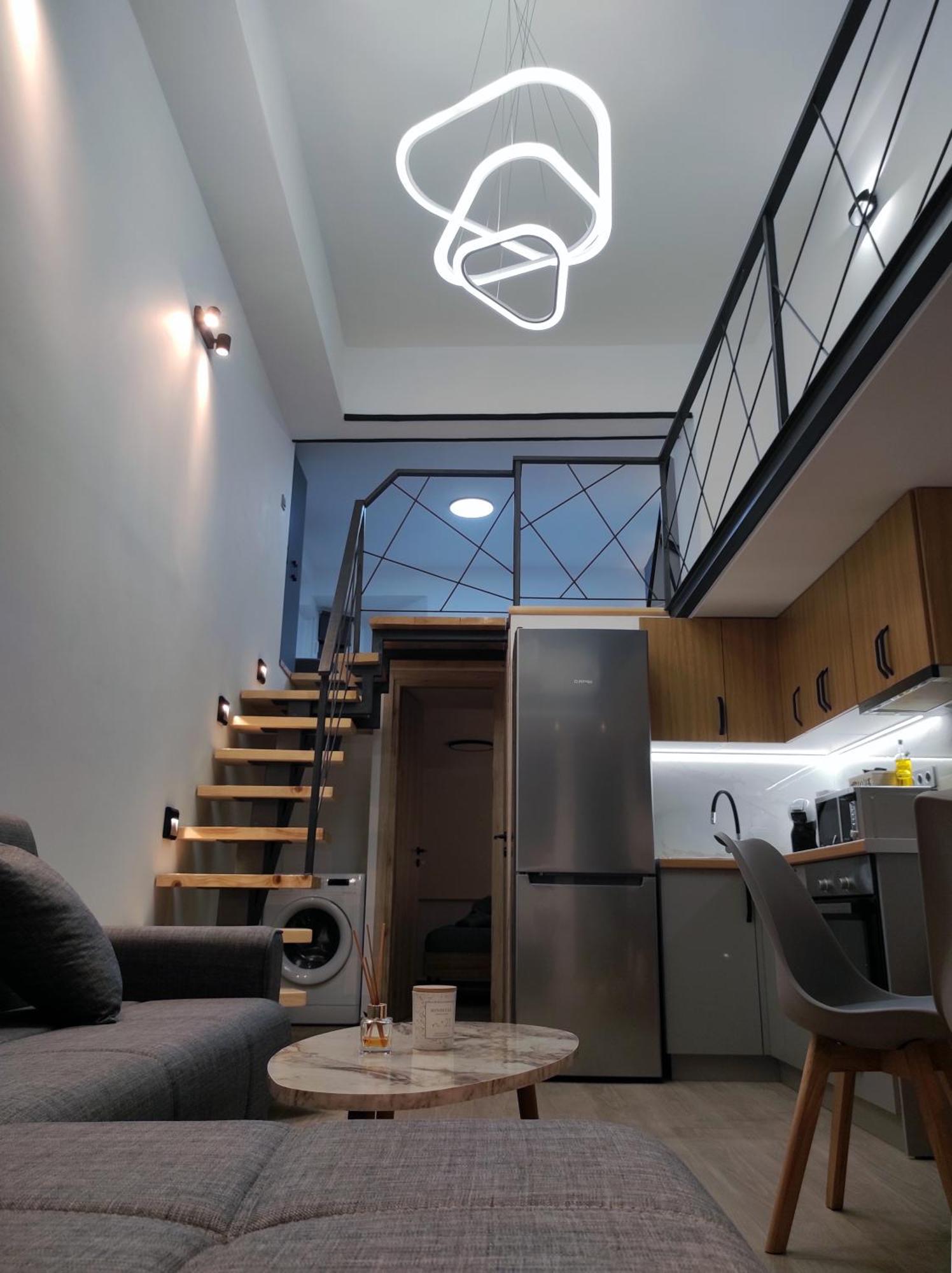 City Center Loft With Private Parking Kavála Ngoại thất bức ảnh