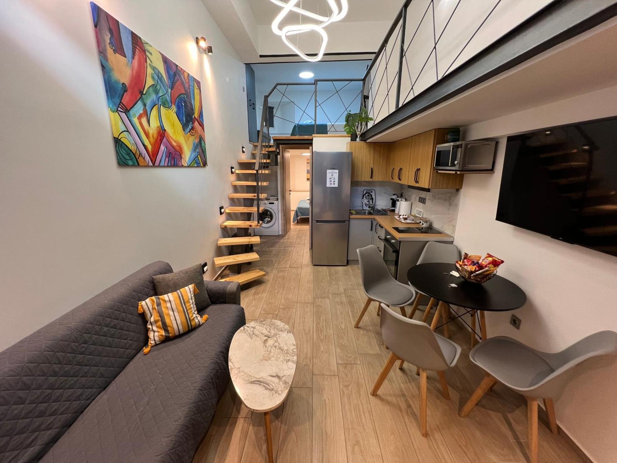 City Center Loft With Private Parking Kavála Ngoại thất bức ảnh