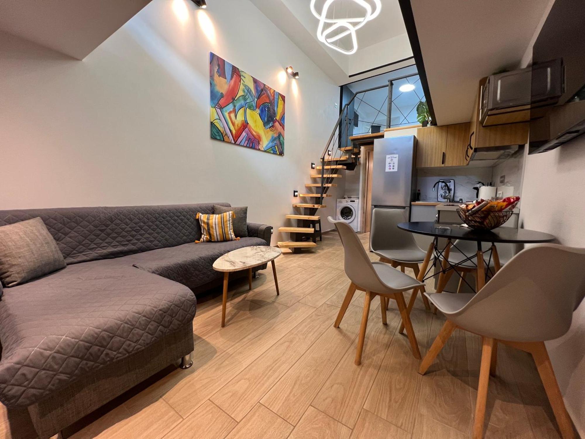 City Center Loft With Private Parking Kavála Ngoại thất bức ảnh