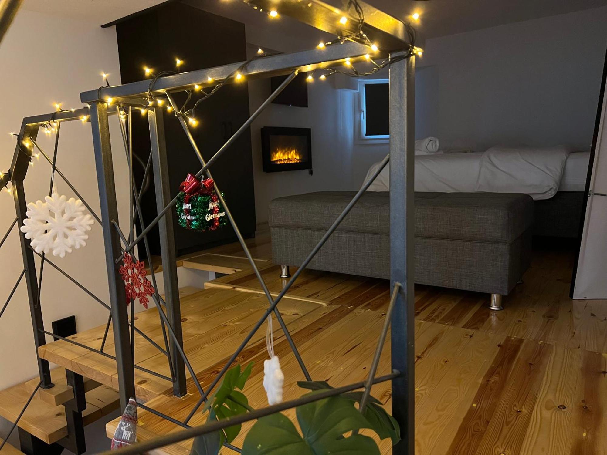 City Center Loft With Private Parking Kavála Ngoại thất bức ảnh